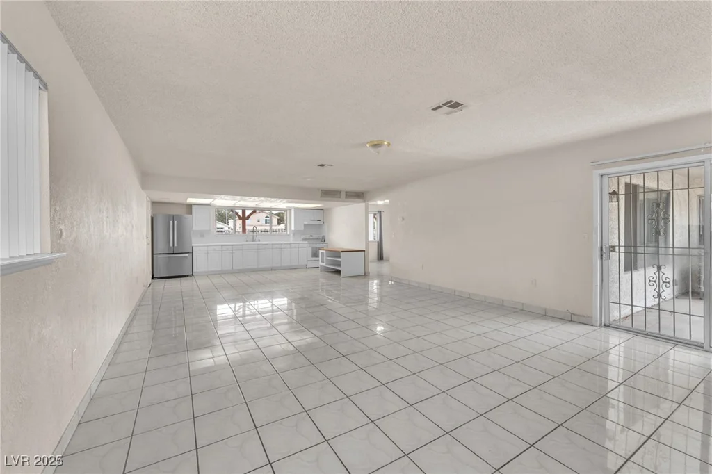 2130 Maule, Las Vegas, NV 89119