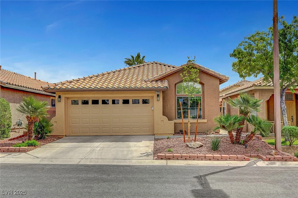 228 McHenry, Las Vegas, NV 89144