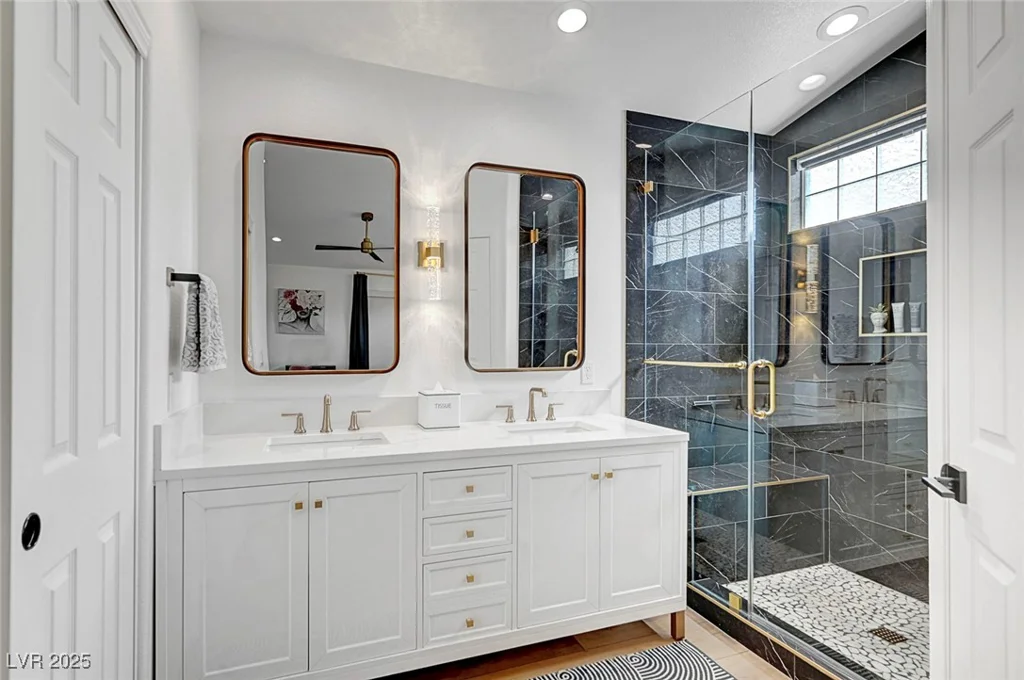 228 McHenry, Las Vegas, NV 89144
