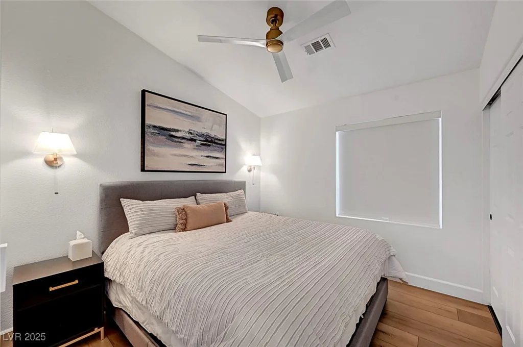 228 McHenry, Las Vegas, NV 89144