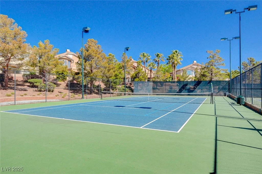 228 McHenry, Las Vegas, NV 89144