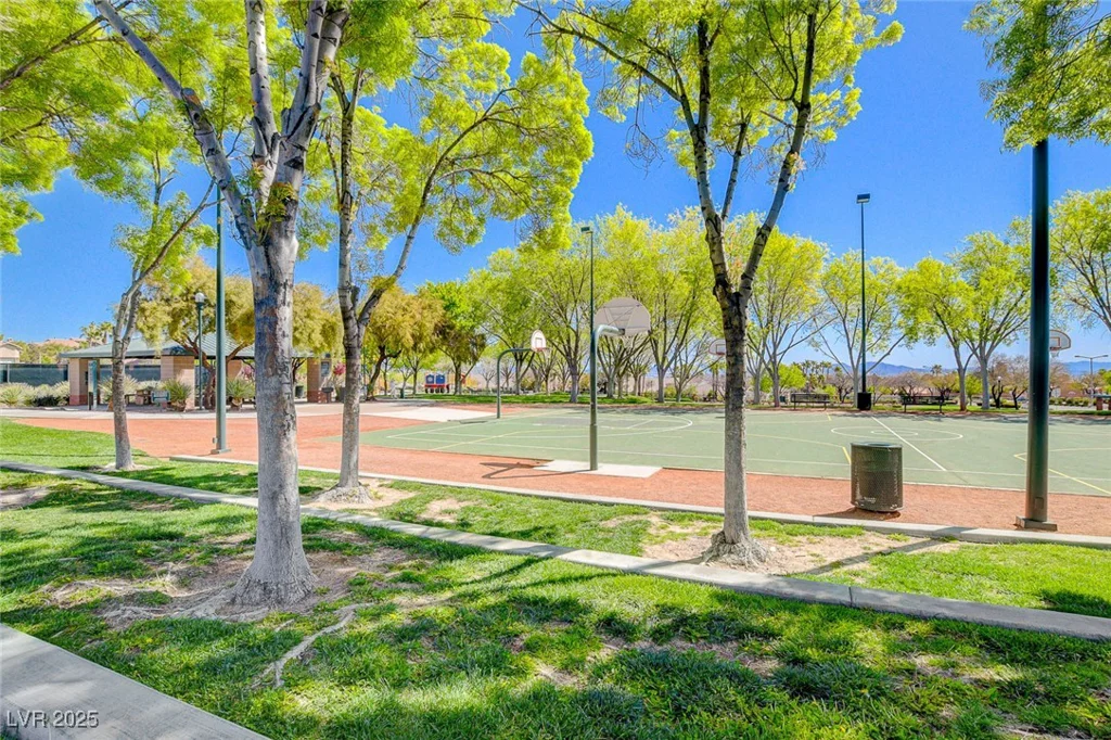 228 McHenry, Las Vegas, NV 89144