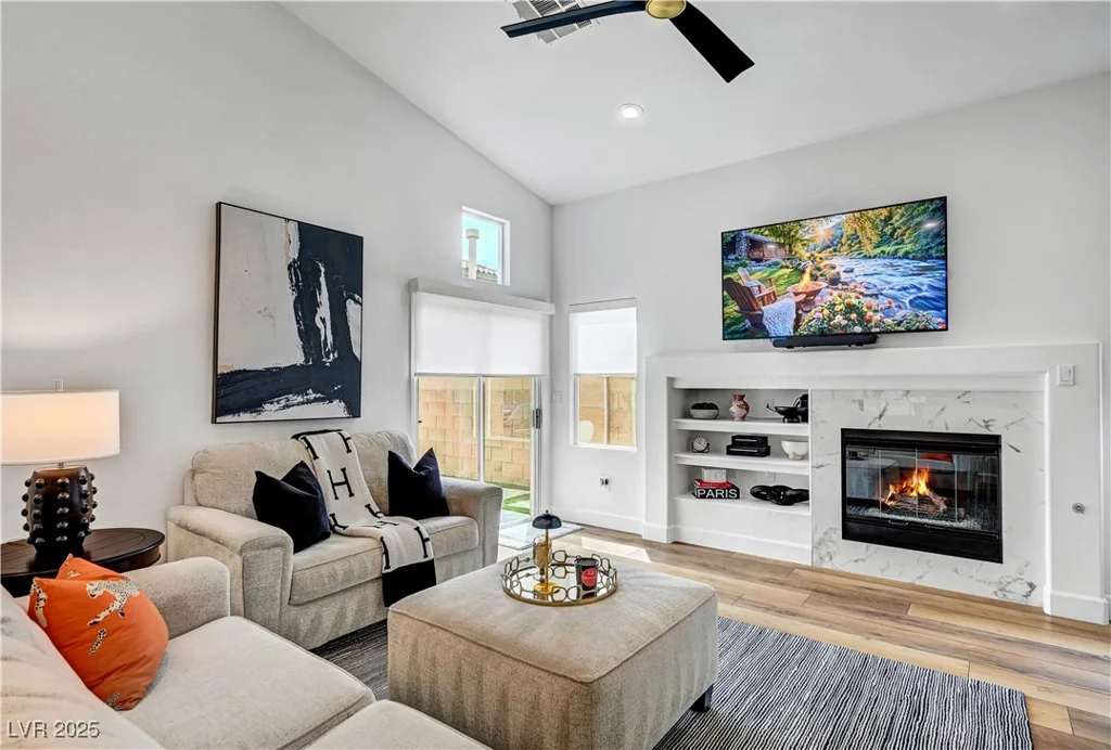 228 McHenry, Las Vegas, NV 89144