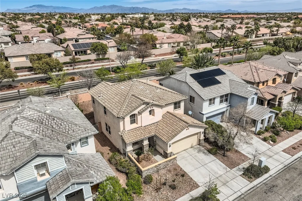 10808 Wallflower, Las Vegas, NV 89135