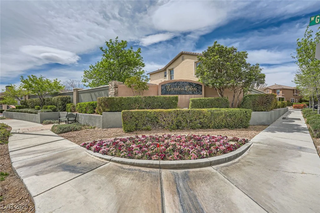 10808 Wallflower, Las Vegas, NV 89135