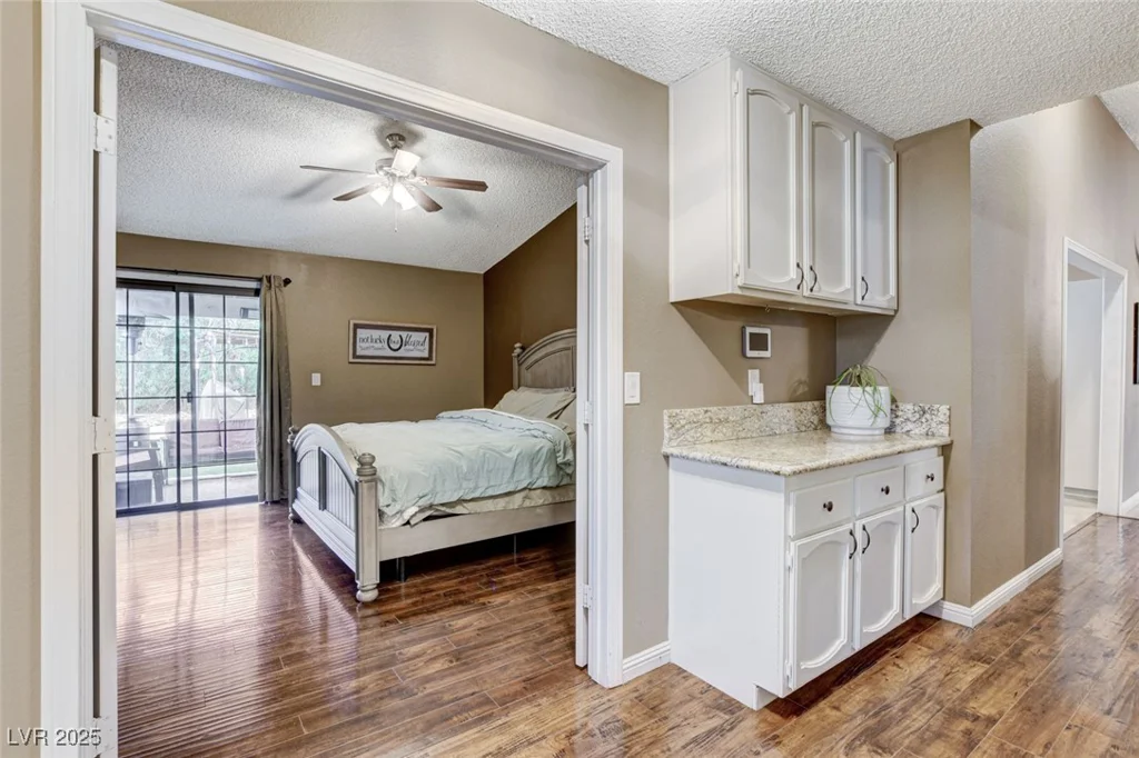 3110 Palmdesert, Las Vegas, NV 89120