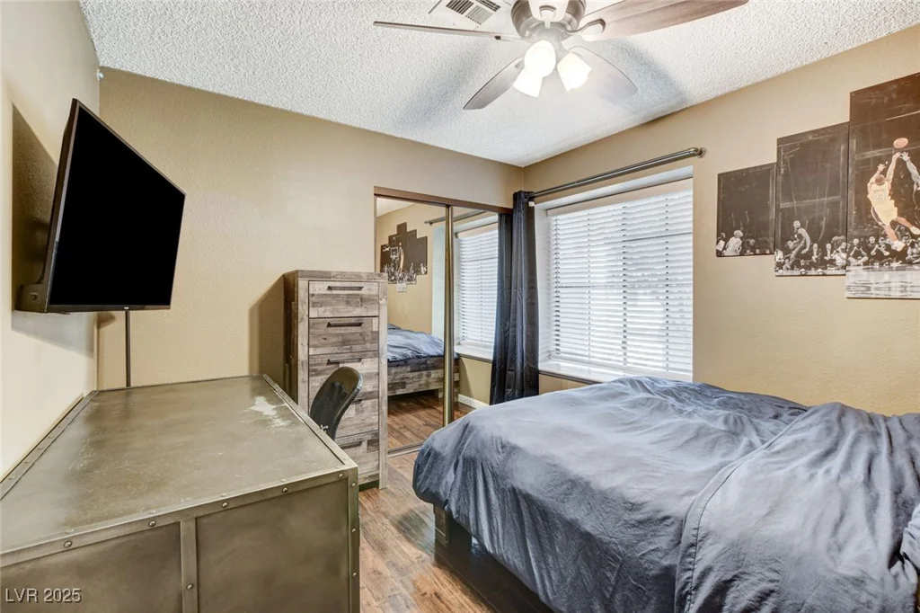 3110 Palmdesert, Las Vegas, NV 89120