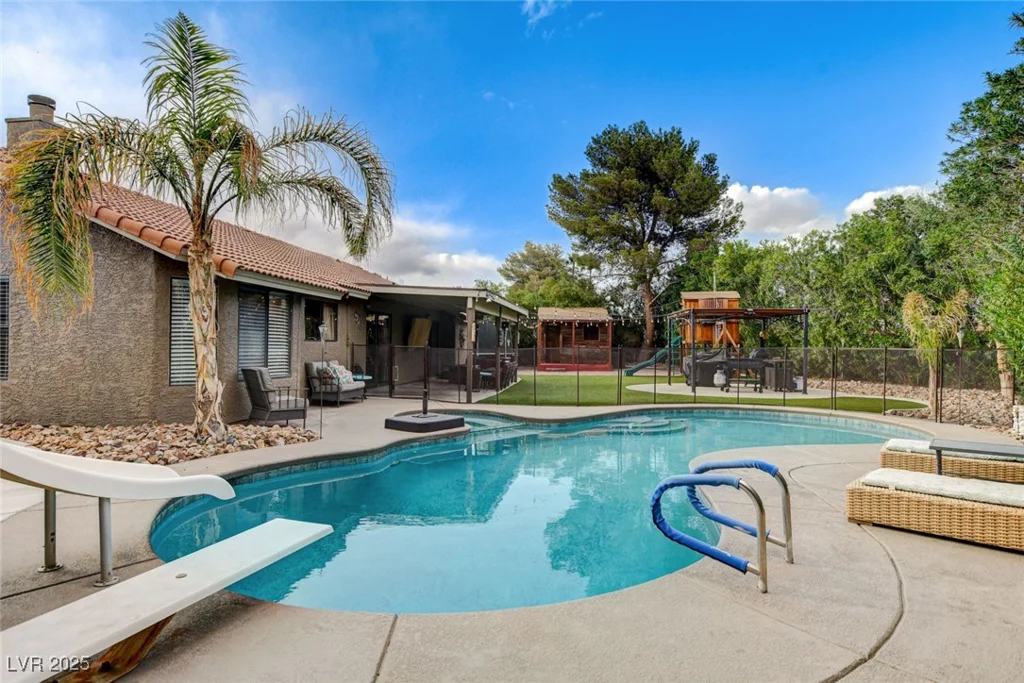 3110 Palmdesert, Las Vegas, NV 89120