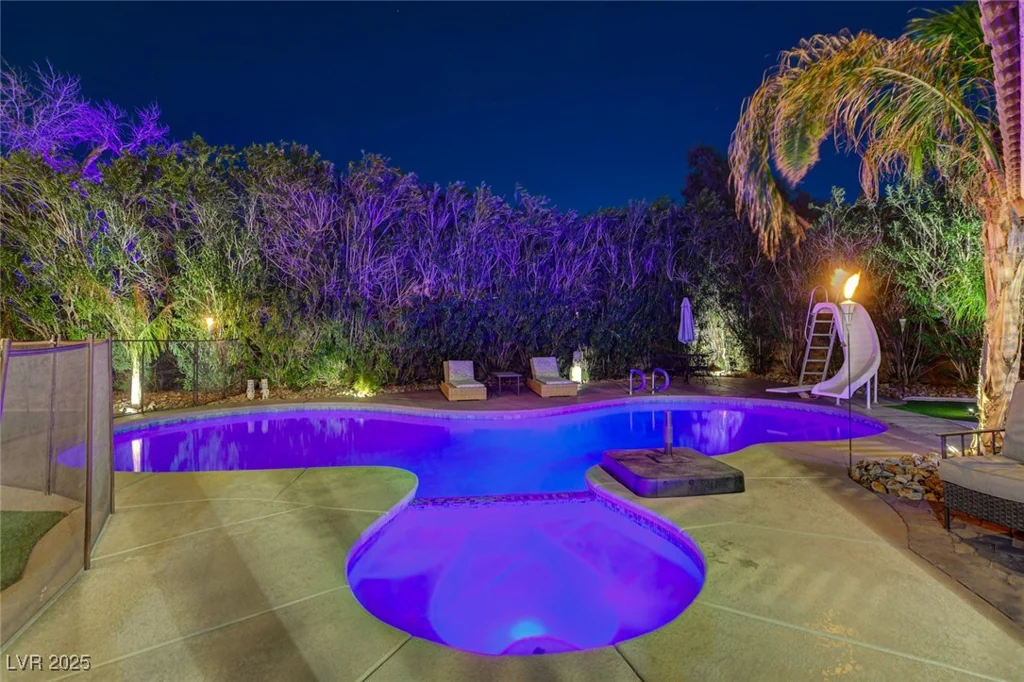 3110 Palmdesert, Las Vegas, NV 89120