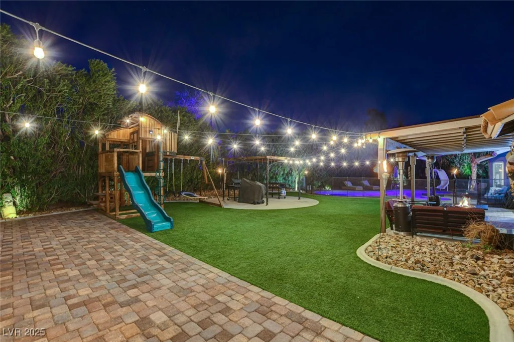 3110 Palmdesert, Las Vegas, NV 89120