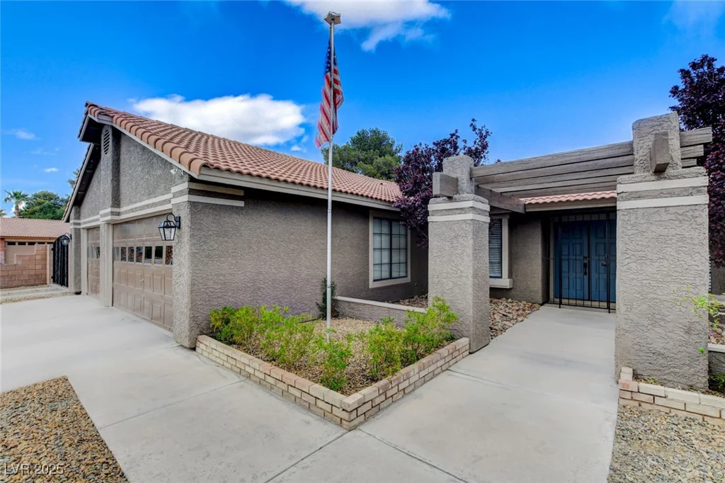 3110 Palmdesert, Las Vegas, NV 89120