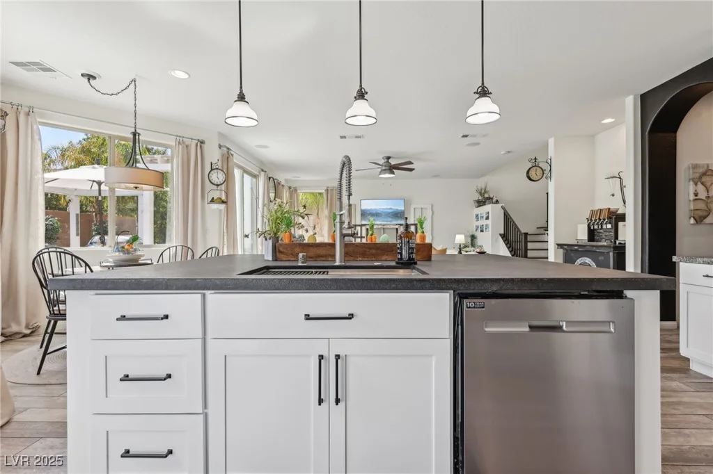 6164 Barby Cove, Las Vegas, NV 89148