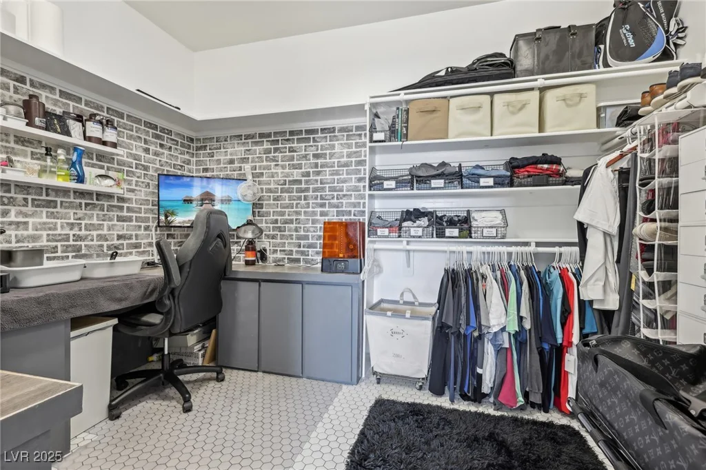 6164 Barby Cove, Las Vegas, NV 89148
