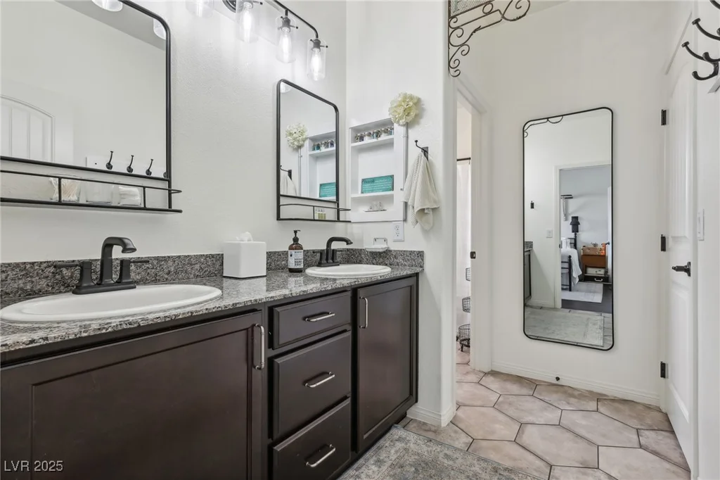 6164 Barby Cove, Las Vegas, NV 89148