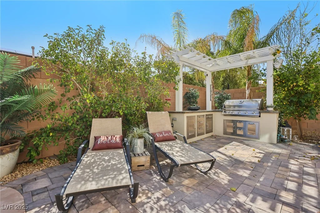 6164 Barby Cove, Las Vegas, NV 89148