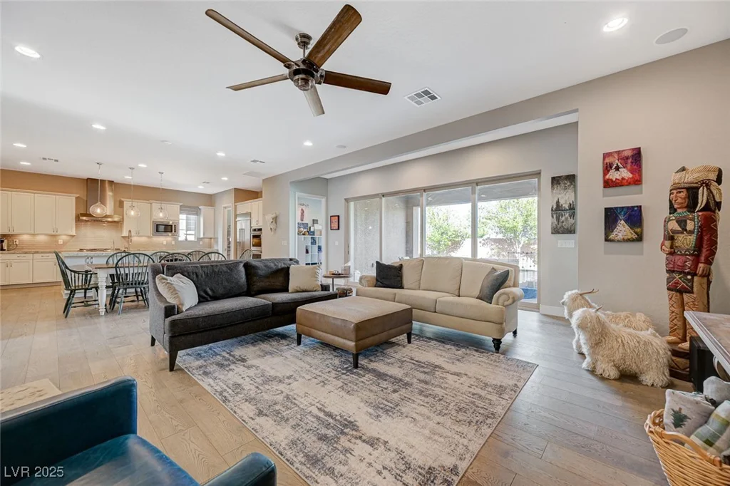 10840 Rosin Jaw, Las Vegas, NV 89183