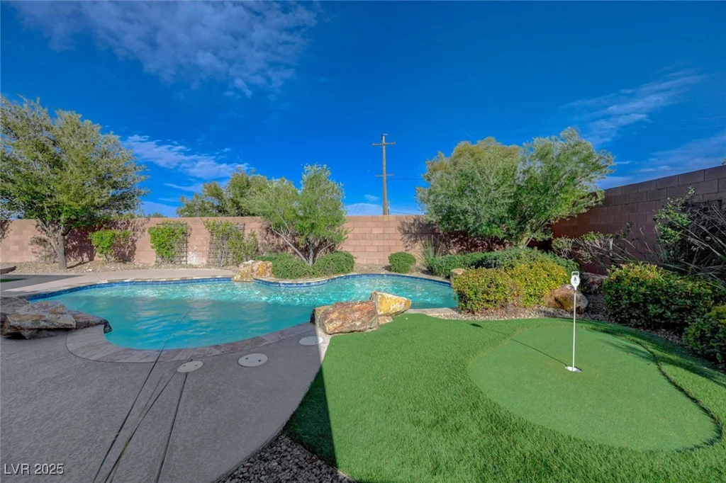 10840 Rosin Jaw, Las Vegas, NV 89183