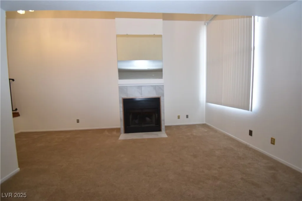 2431 Old Forge, Las Vegas, NV 89121