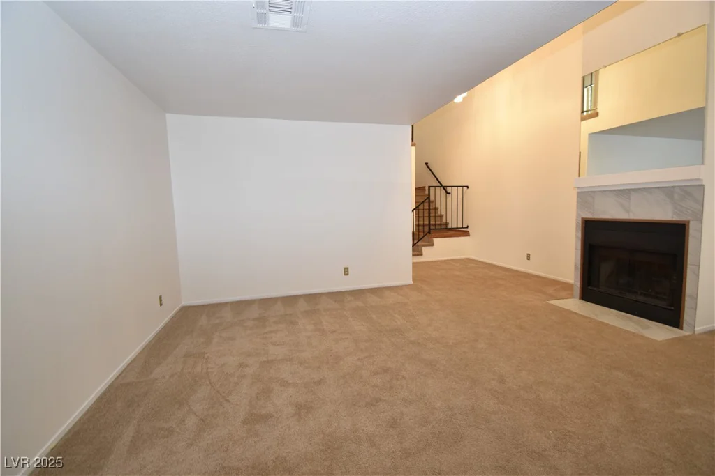 2431 Old Forge, Las Vegas, NV 89121