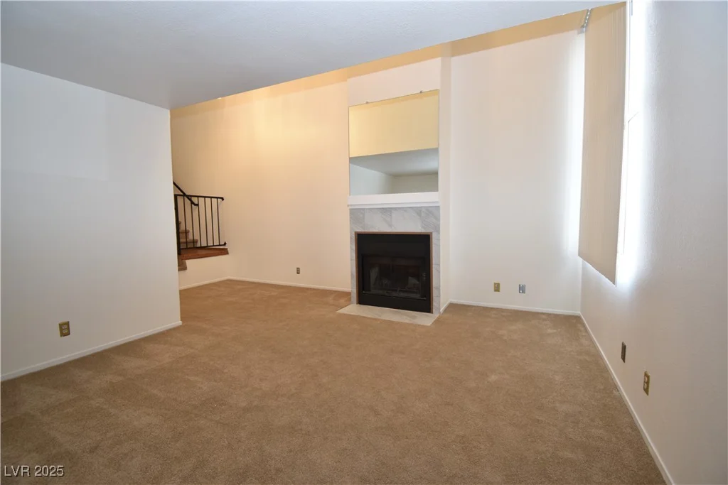 2431 Old Forge, Las Vegas, NV 89121