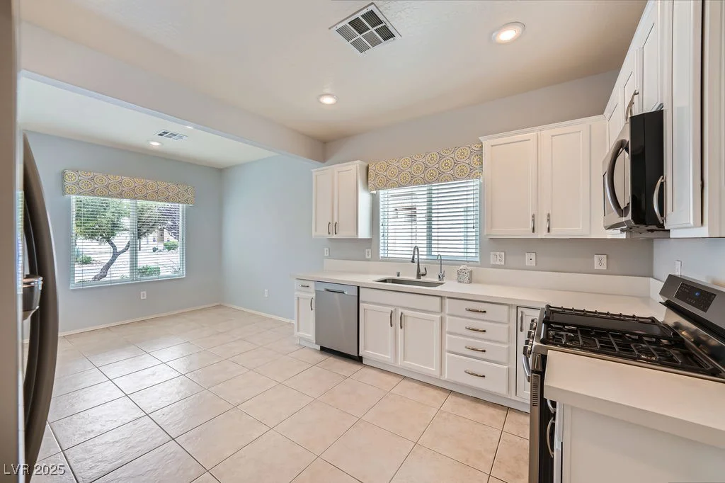 2324 Willow Wren, North Las Vegas, NV 89084