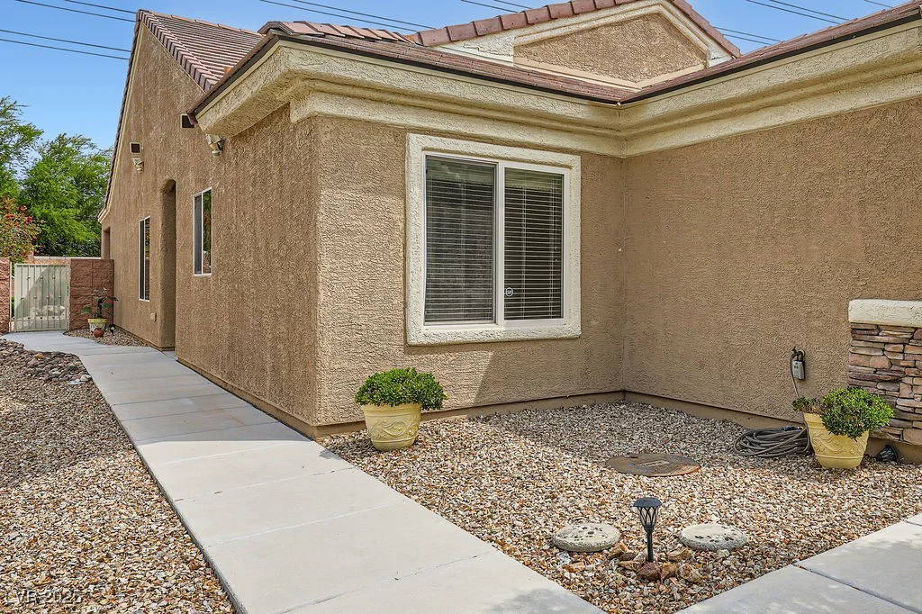2324 Willow Wren, North Las Vegas, NV 89084
