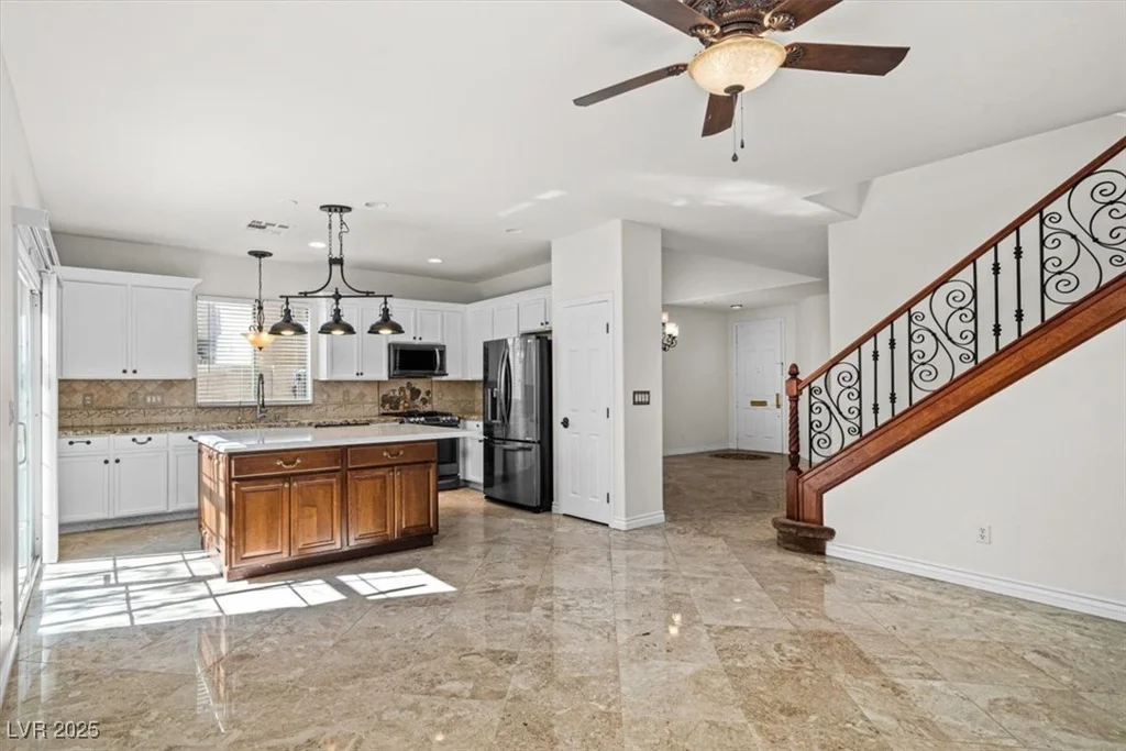 1988 Villa De Sol, Las Vegas, NV 89156
