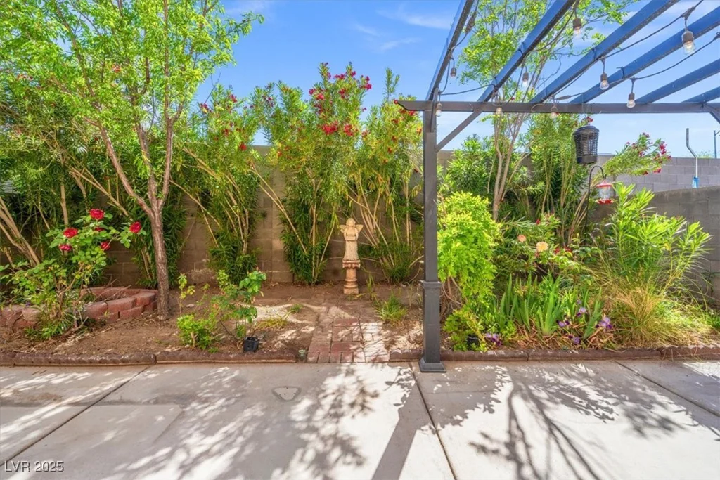 1988 Villa De Sol, Las Vegas, NV 89156