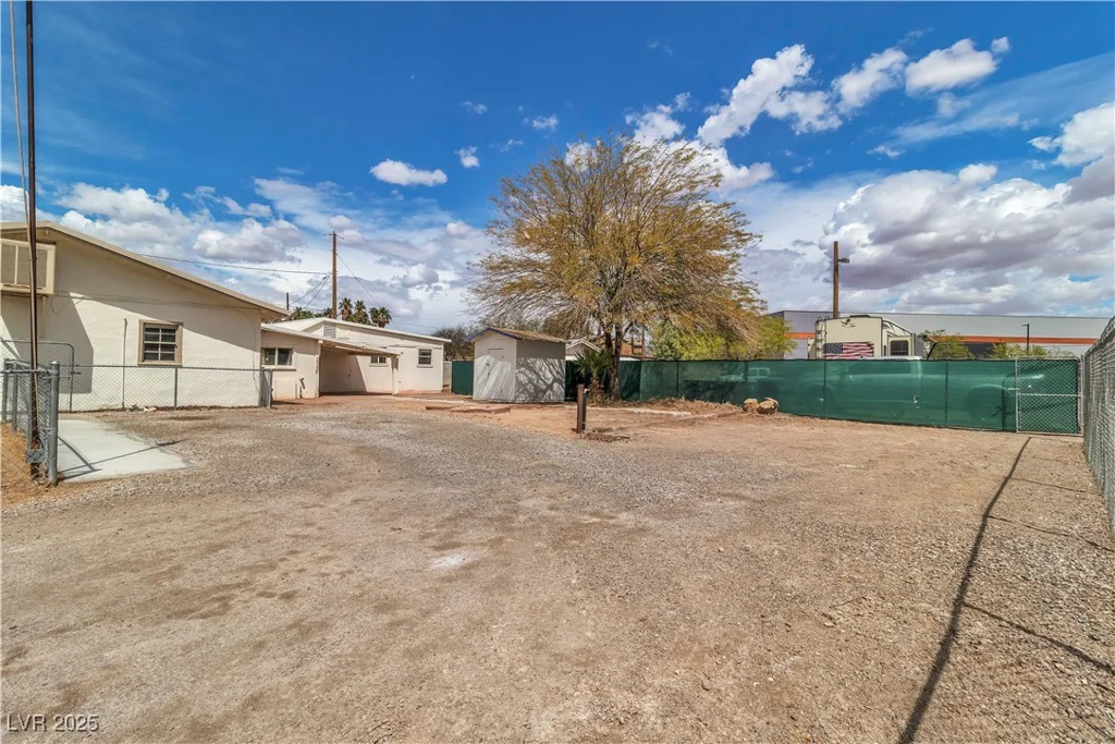 5906 Bunch, Las Vegas, NV 89122
