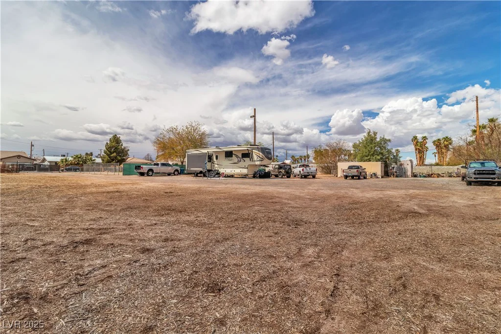 5906 Bunch, Las Vegas, NV 89122
