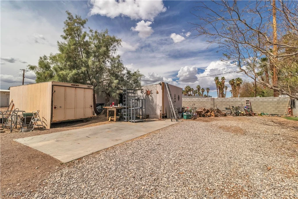5906 Bunch, Las Vegas, NV 89122