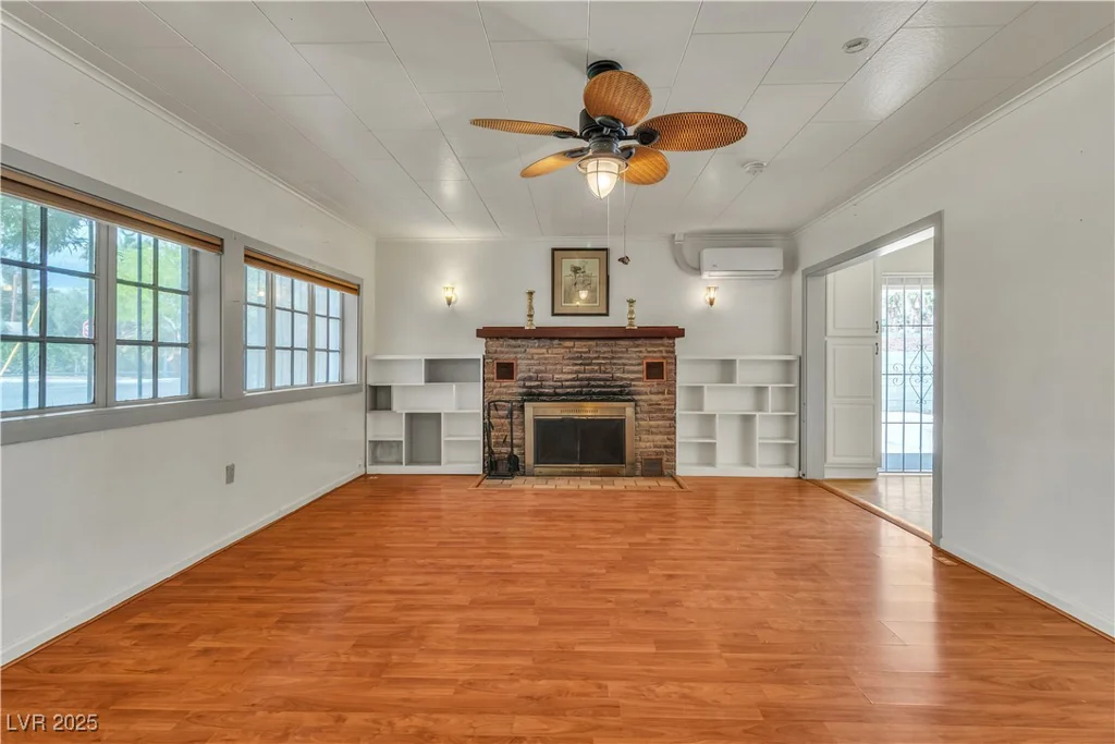 5906 Bunch, Las Vegas, NV 89122
