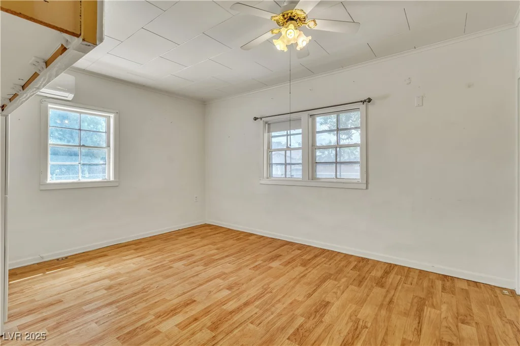 5906 Bunch, Las Vegas, NV 89122