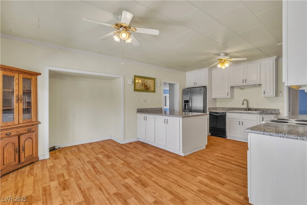 5906 Bunch, Las Vegas, NV 89122