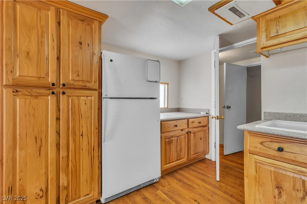 5906 Bunch, Las Vegas, NV 89122