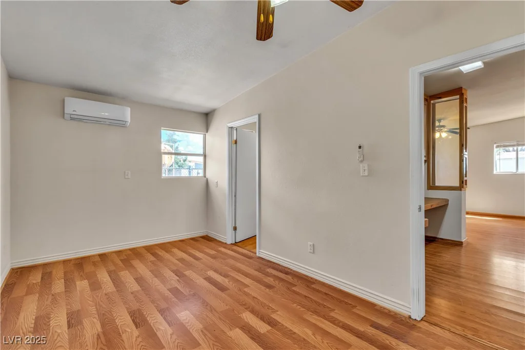 5906 Bunch, Las Vegas, NV 89122