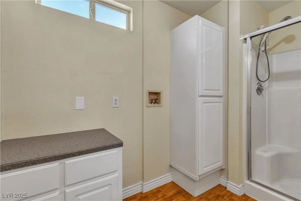 5906 Bunch, Las Vegas, NV 89122