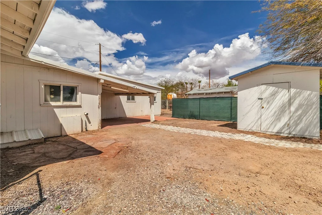 5906 Bunch, Las Vegas, NV 89122