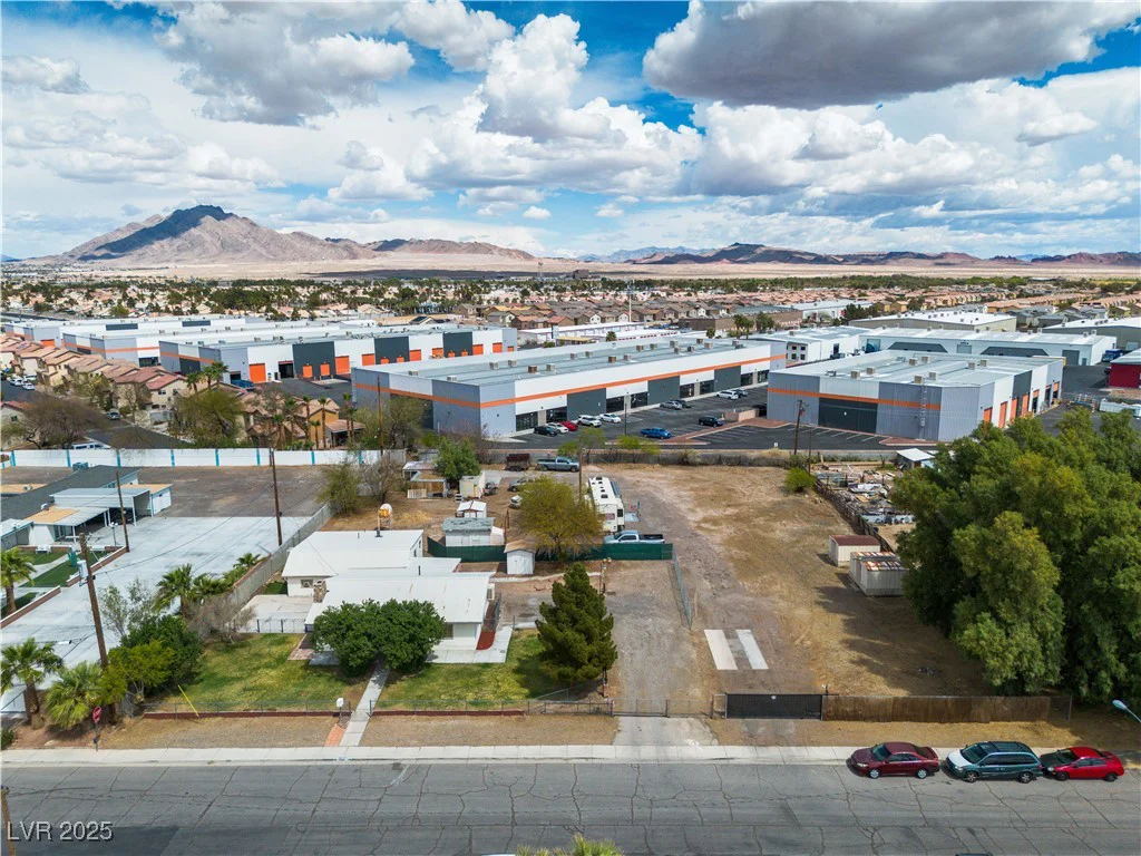 5906 Bunch, Las Vegas, NV 89122