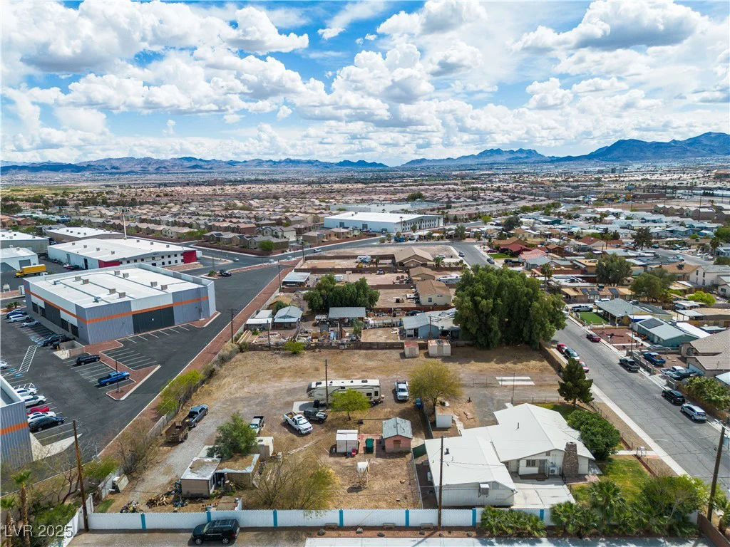 5906 Bunch, Las Vegas, NV 89122