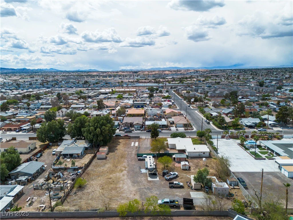 5906 Bunch, Las Vegas, NV 89122