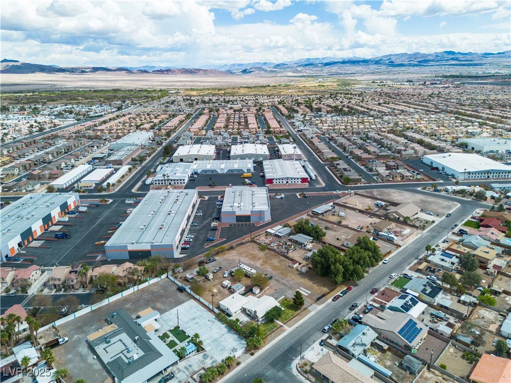 5906 Bunch, Las Vegas, NV 89122