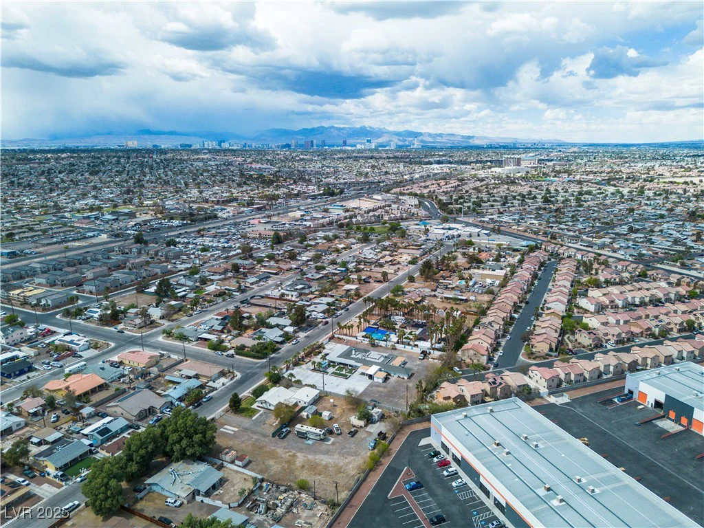 5906 Bunch, Las Vegas, NV 89122