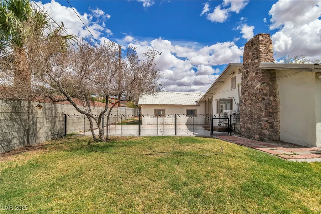 5906 Bunch, Las Vegas, NV 89122