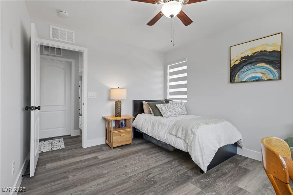 3268 Grayson Lake, Las Vegas, NV 89129