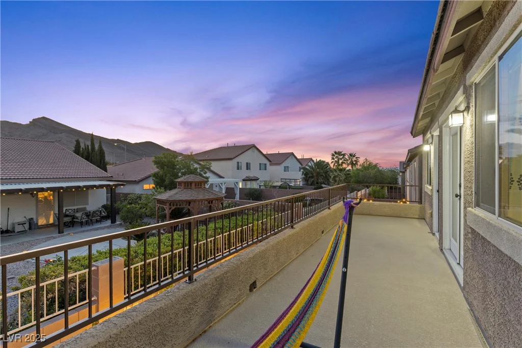 3268 Grayson Lake, Las Vegas, NV 89129