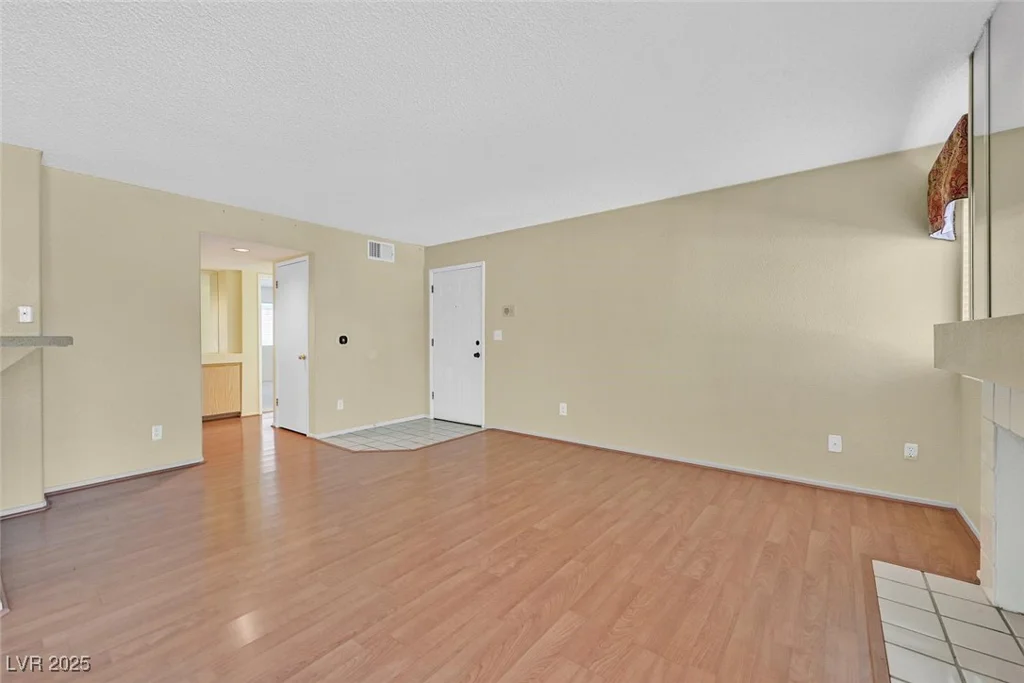 7901 Idledale, Las Vegas, NV 89145