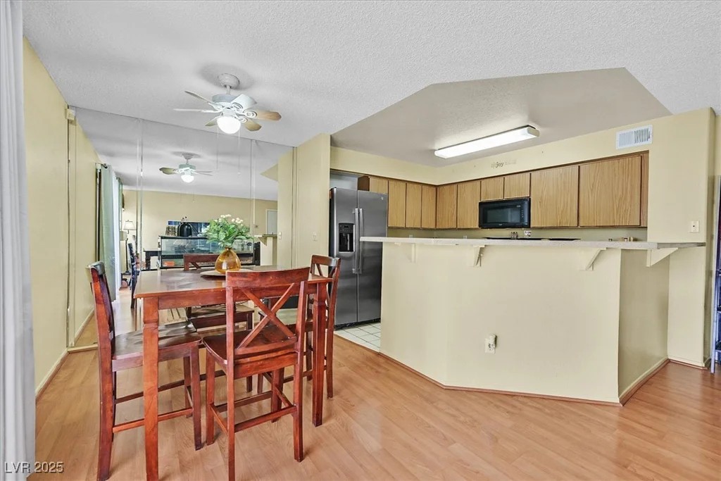 7901 Idledale, Las Vegas, NV 89145