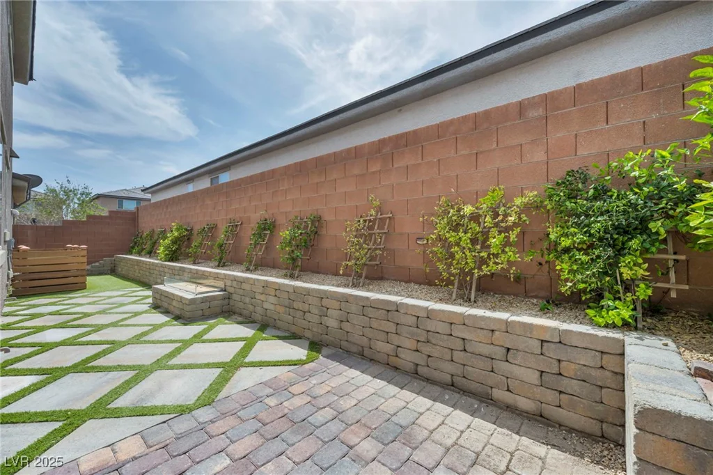 9370 Burning Sage, Las Vegas, NV 89149