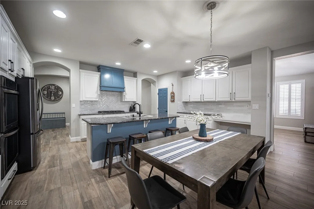 5815 Pristine Falls, Las Vegas, NV 89131